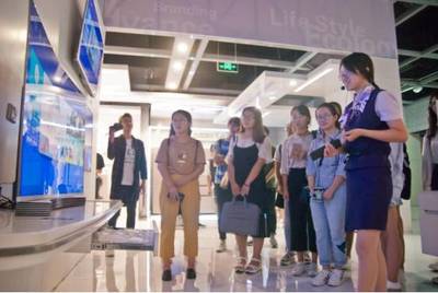 海尔定制“D计划” | 新锐设计师与海尔产业导师面对面！数字创意产品展览展示服务